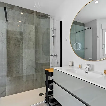 Apartman Private Terrace In By Costarentals - Ref 223 *